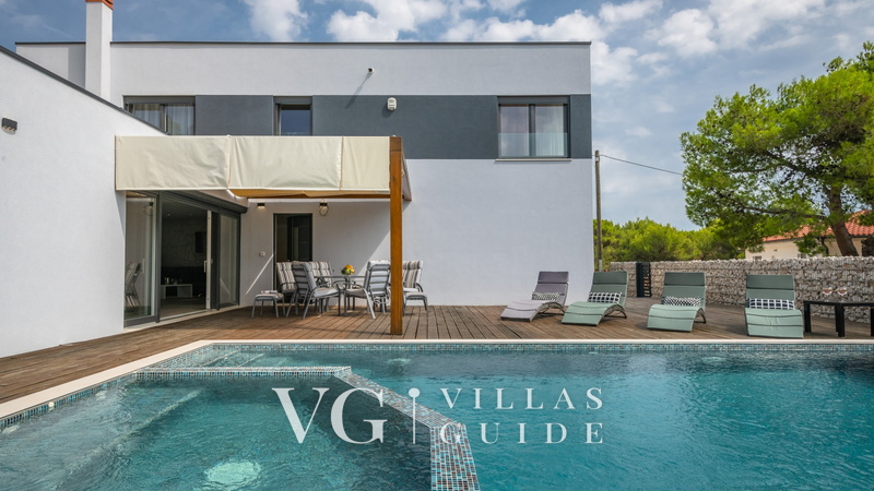 Villa Leana Pool