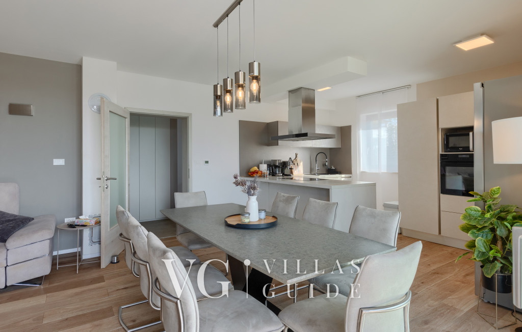 Vila PrivePolai Kuhinja