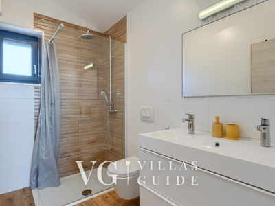 Vila PrivePolai Kupaonica