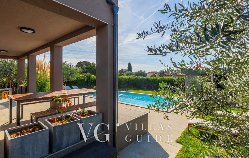 Vila PrivePolai Dvorište i vanjski dio objekta