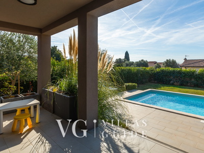 Vila PrivePolai Dvorište i vanjski dio objekta