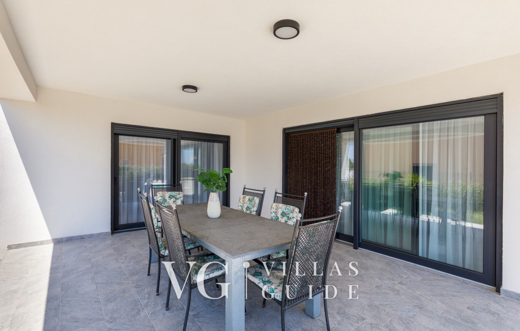 Vila Viktoria Garden and property exterior