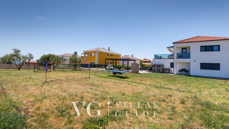 Villa Viktoria Zusatzinhalte