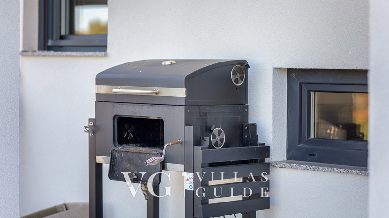 Villa Viktoria Zusatzinhalte