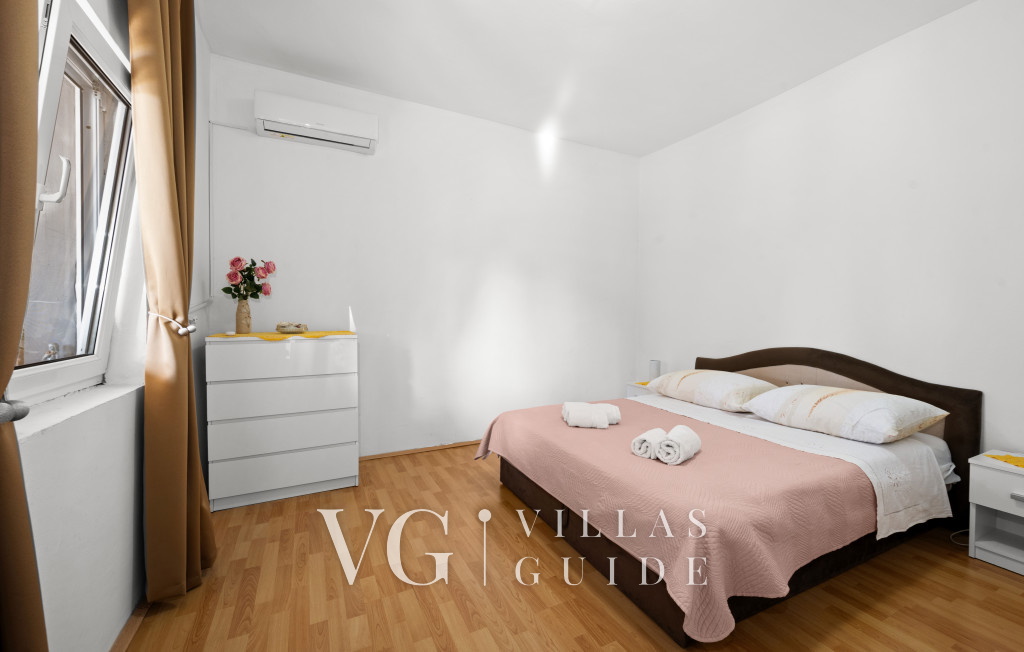 Holiday Home San Bedroom