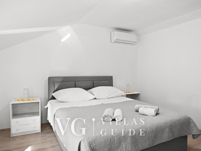 Holiday Home San Bedroom