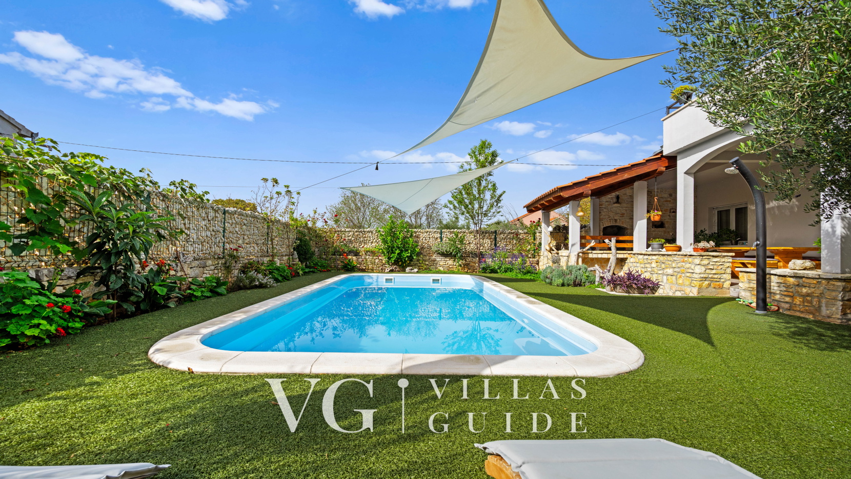 Holiday Home San Pool