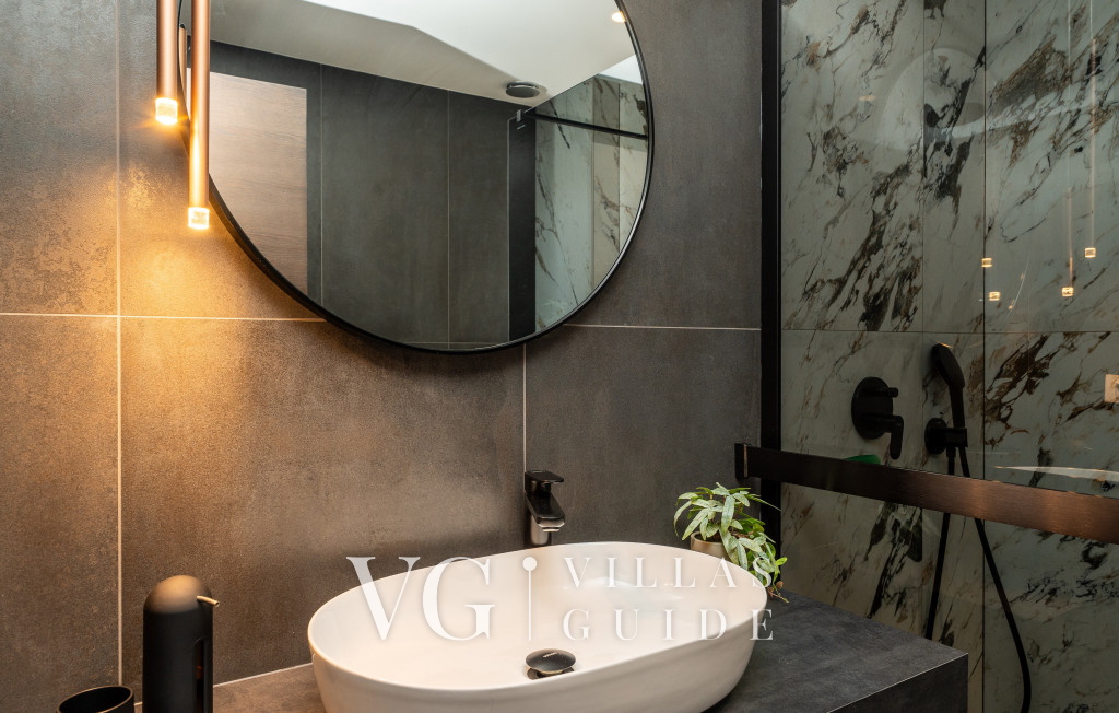 Suva Punta Elite Bathroom