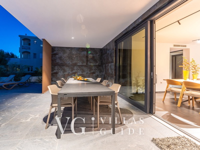 Suva Punta Elite Garden and property exterior