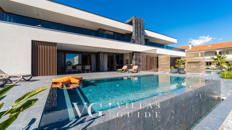 Suva Punta Elite Bazen