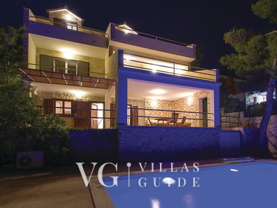 Waterfront Villa Dora