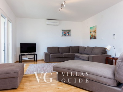 Waterfront Villa Dora Living room