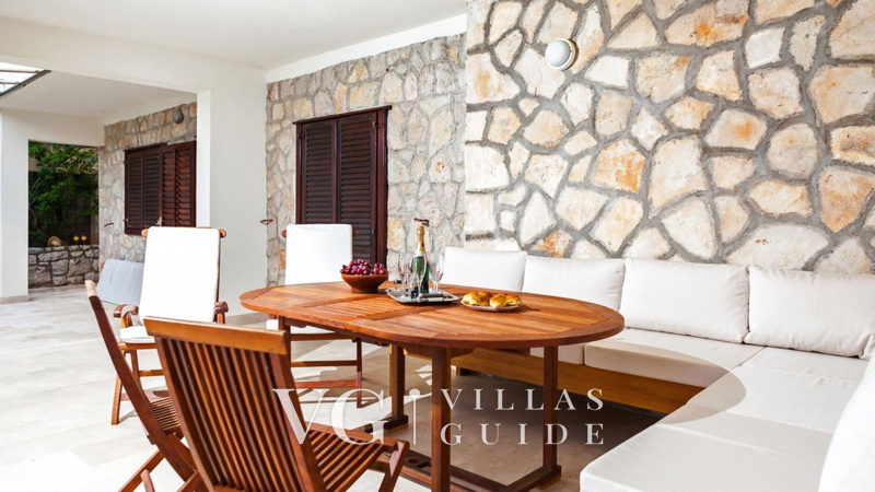 Waterfront Villa Dora Andere