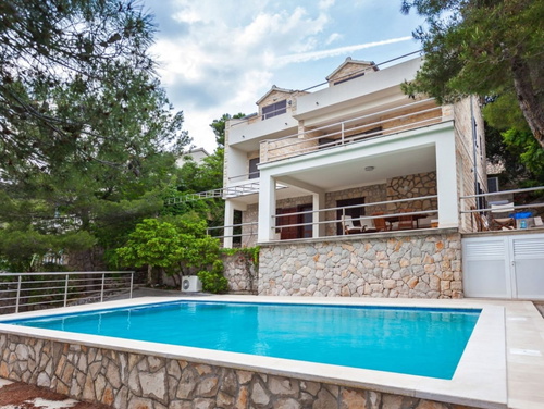 Waterfront Villa Dora