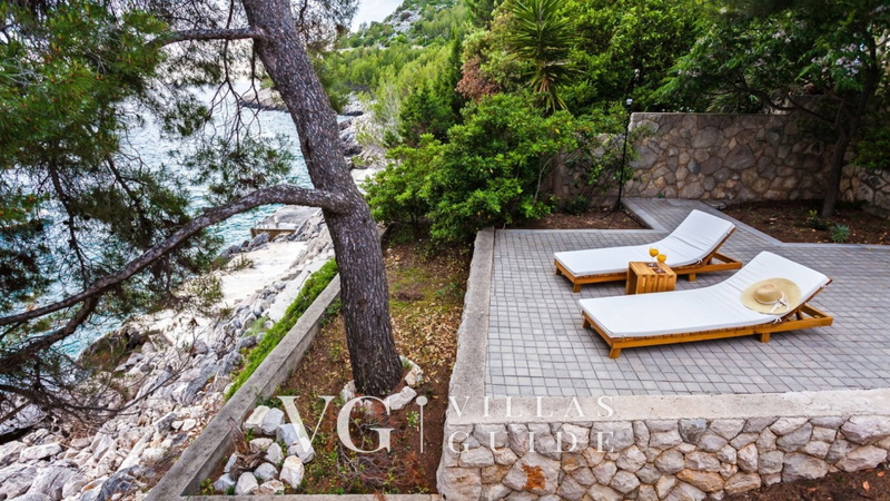 Waterfront Villa Dora Andere