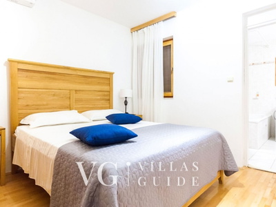 Waterfront Villa Dora Bedroom