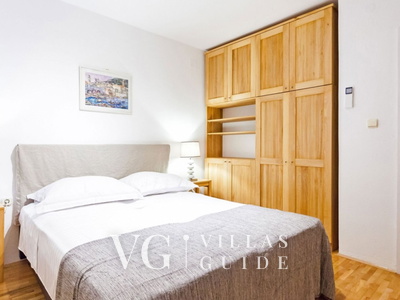 Waterfront Villa Dora Bedroom