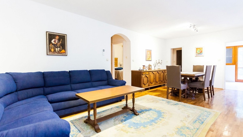 Waterfront Villa Dora