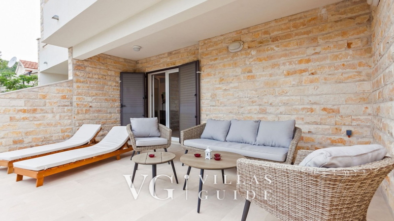 Waterfront Villa Dora Andere