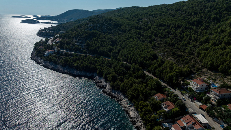 Waterfront Villa Dora