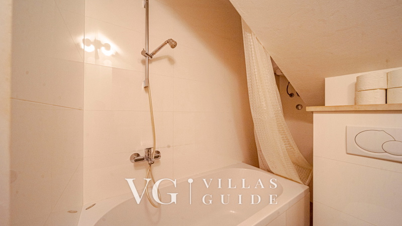 Waterfront Villa Dora Bathroom