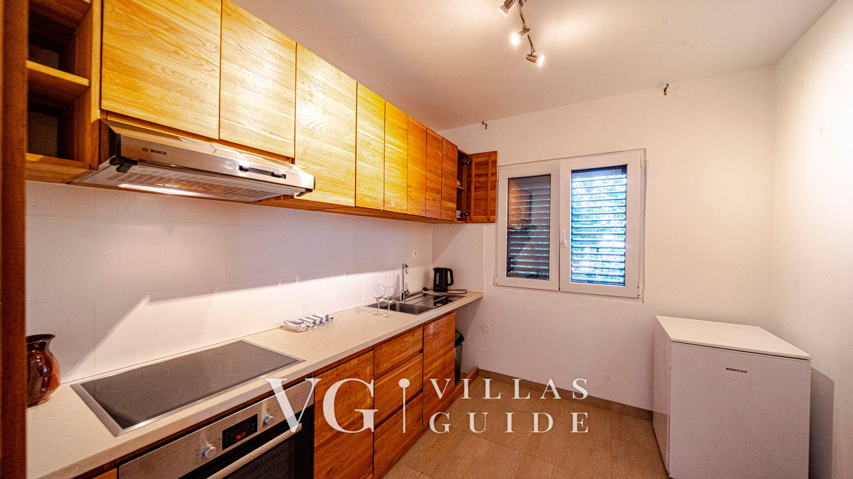 Waterfront Villa Dora Kitchen