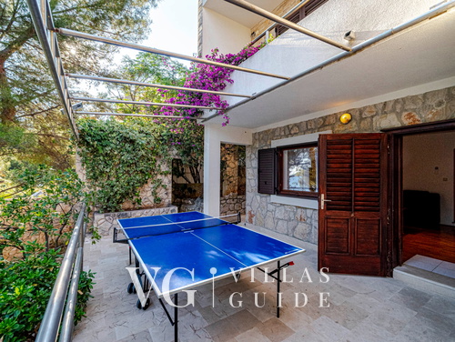 Waterfront Villa Dora