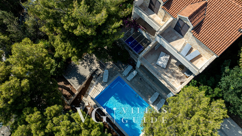 Waterfront Villa Dora Pool