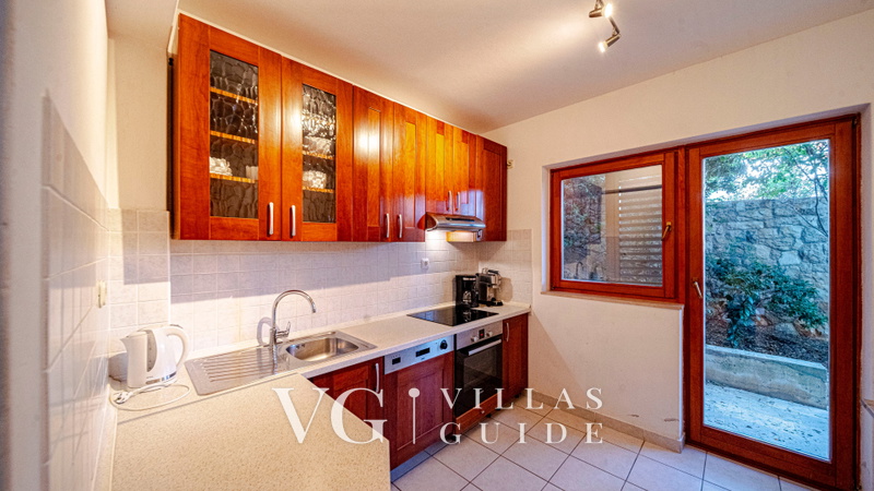 Waterfront Villa Dora Kitchen