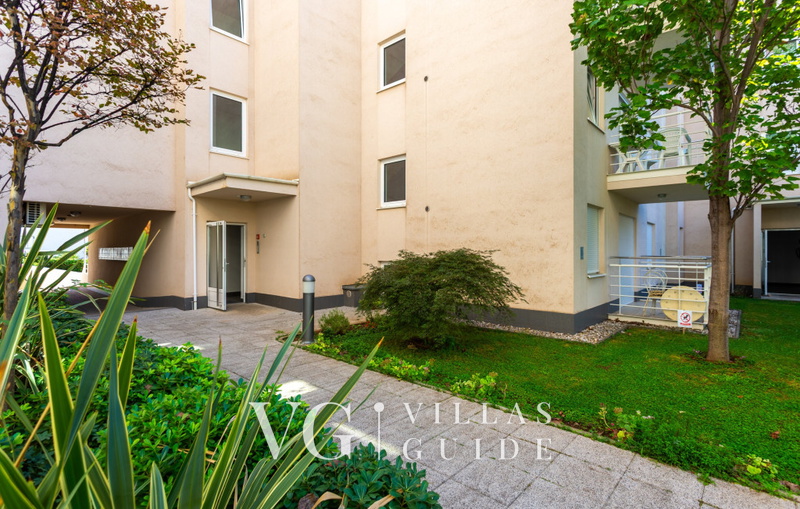 Just for You apartment with terrace Garden and property exterior