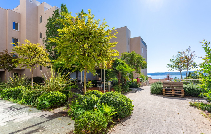 Just for You apartment with terrace