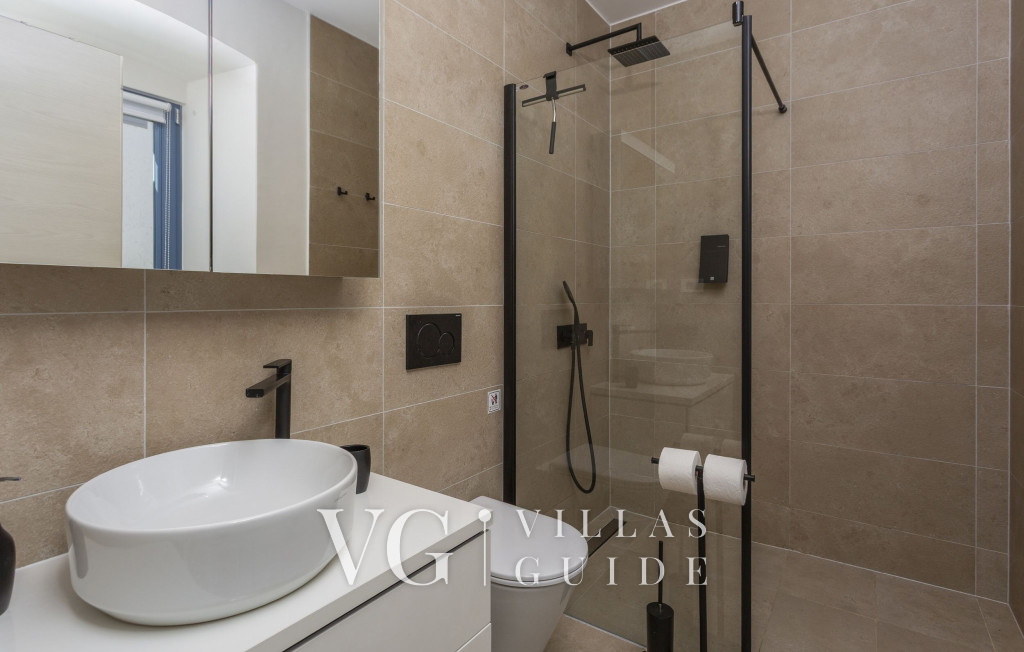 Villa Castel Muschio Kupaonica