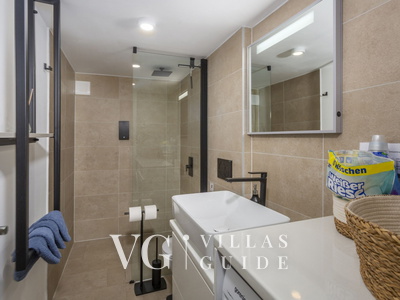 Villa Castel Muschio Kupaonica