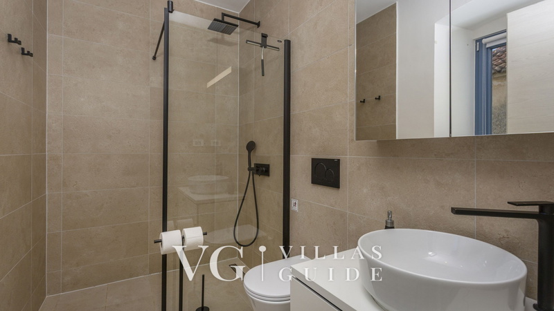 Villa Castel Muschio Bathroom