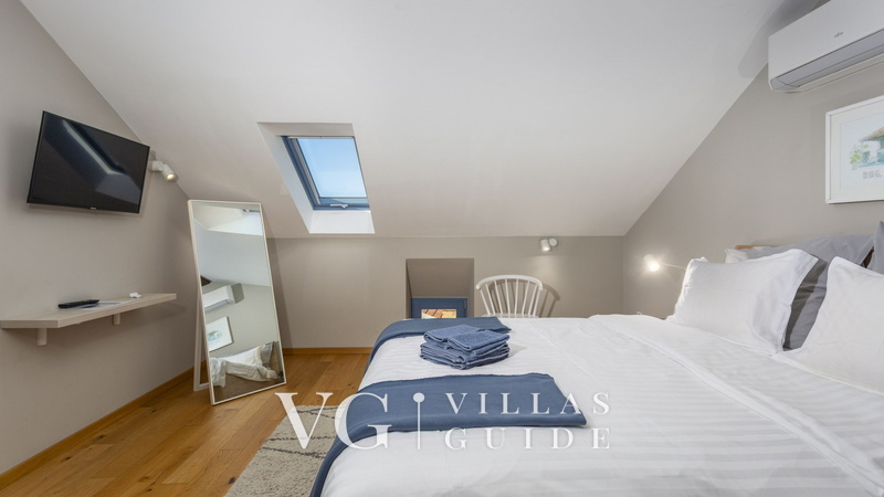 Villa Castel Muschio Bedroom