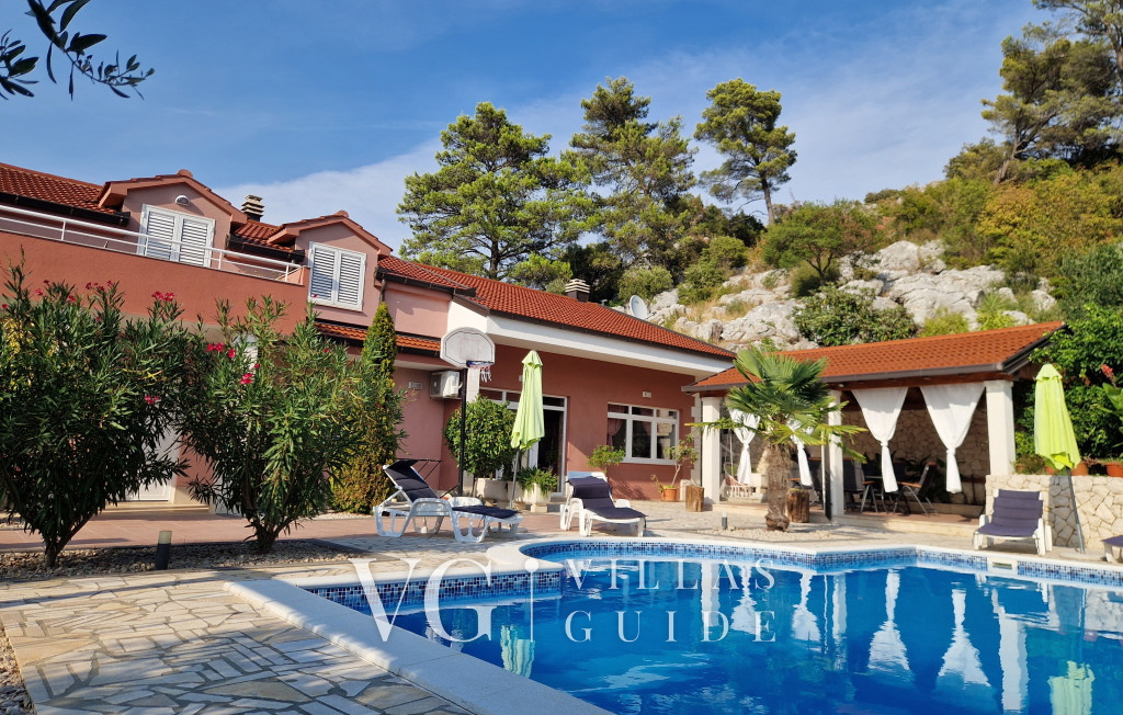 Holiday home Ostojić Giardino e esterni della proprietà