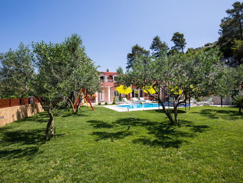 Holiday home Ostojić