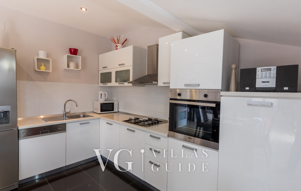 Holiday home Ostojić Cucina