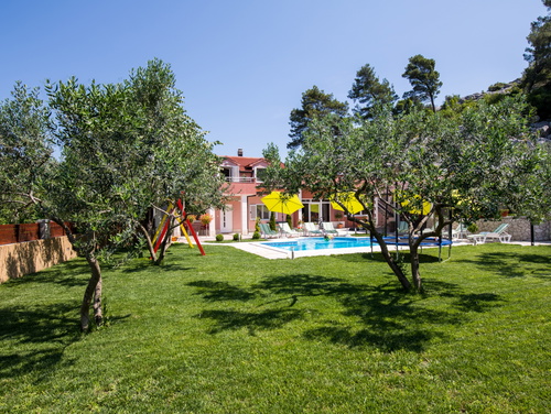 Holiday home Ostojić