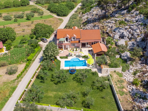 Holiday home Ostojić