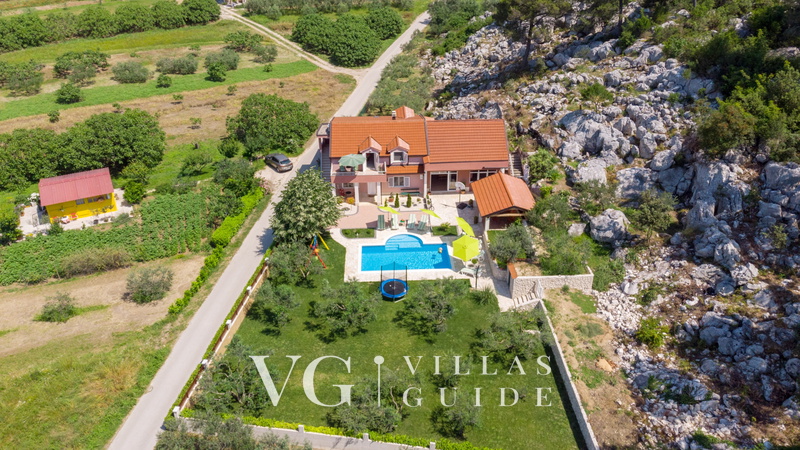 Holiday home Ostojić