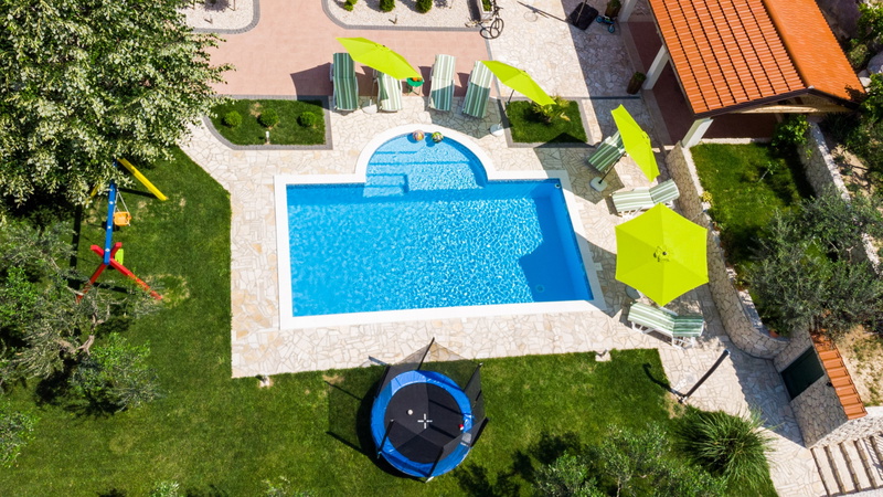 Holiday home Ostojić