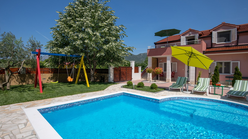 Holiday home Ostojić