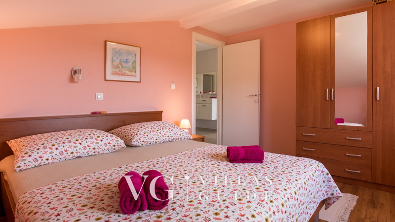 Holiday home Ostojić Schlafzimmer