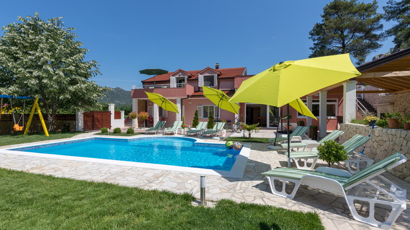 Holiday home Ostojić