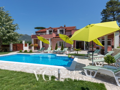 Holiday home Ostojić Piscina