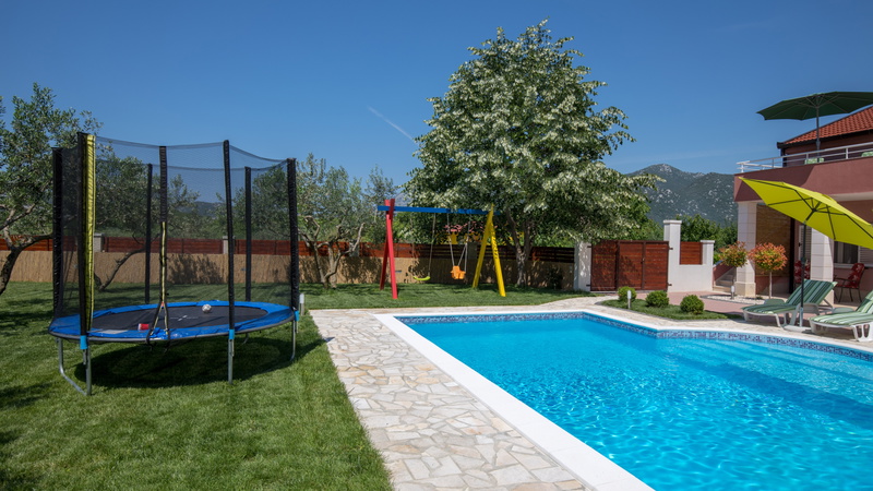 Holiday home Ostojić