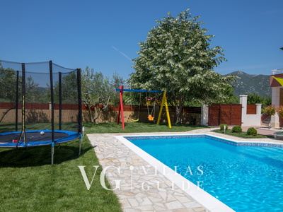 Holiday home Ostojić Piscina
