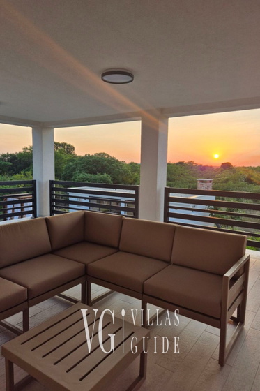 Villa Jani Garden and property exterior