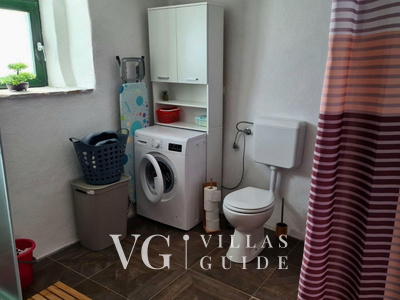 Villa Kunta Bathroom